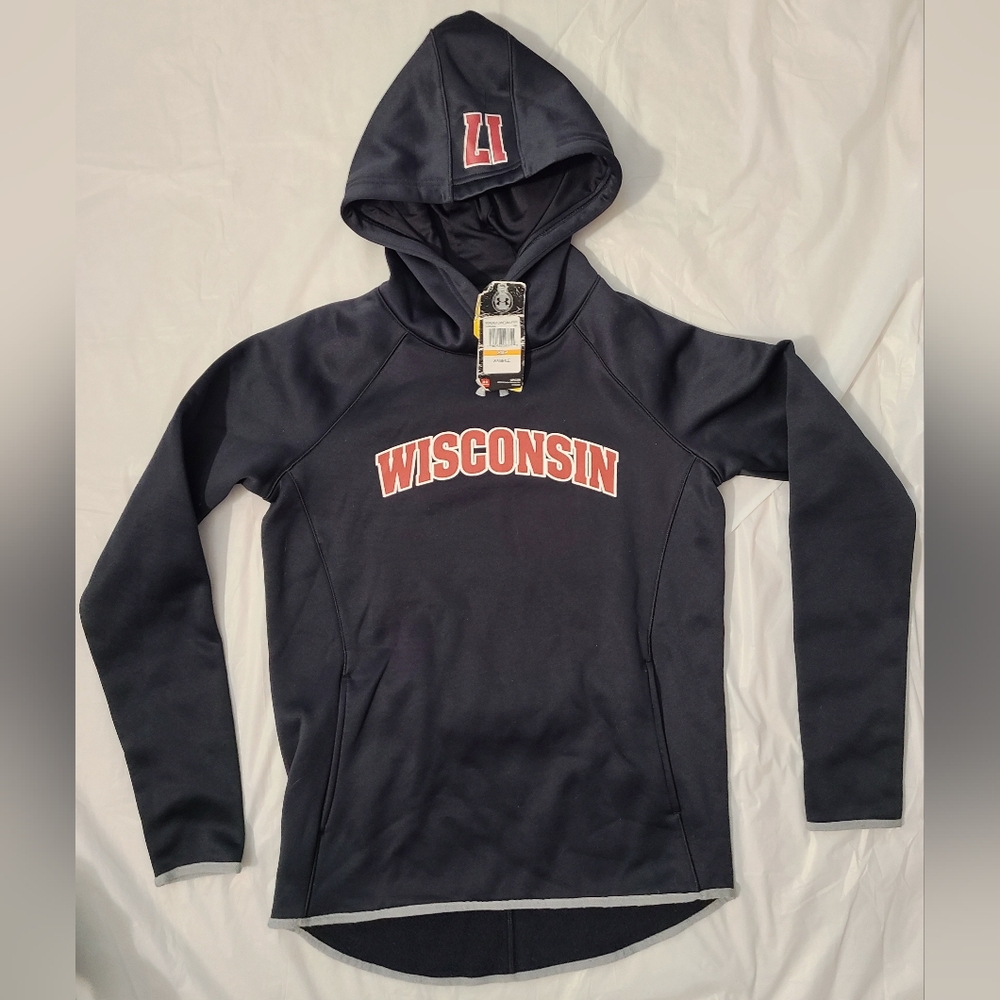 NWT Women's Under Armour Wisconsin WI Badgers Hoodie- Size Small #17 on hood